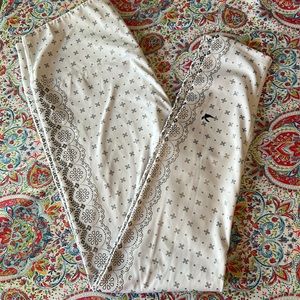 Glyder bandanna leggings